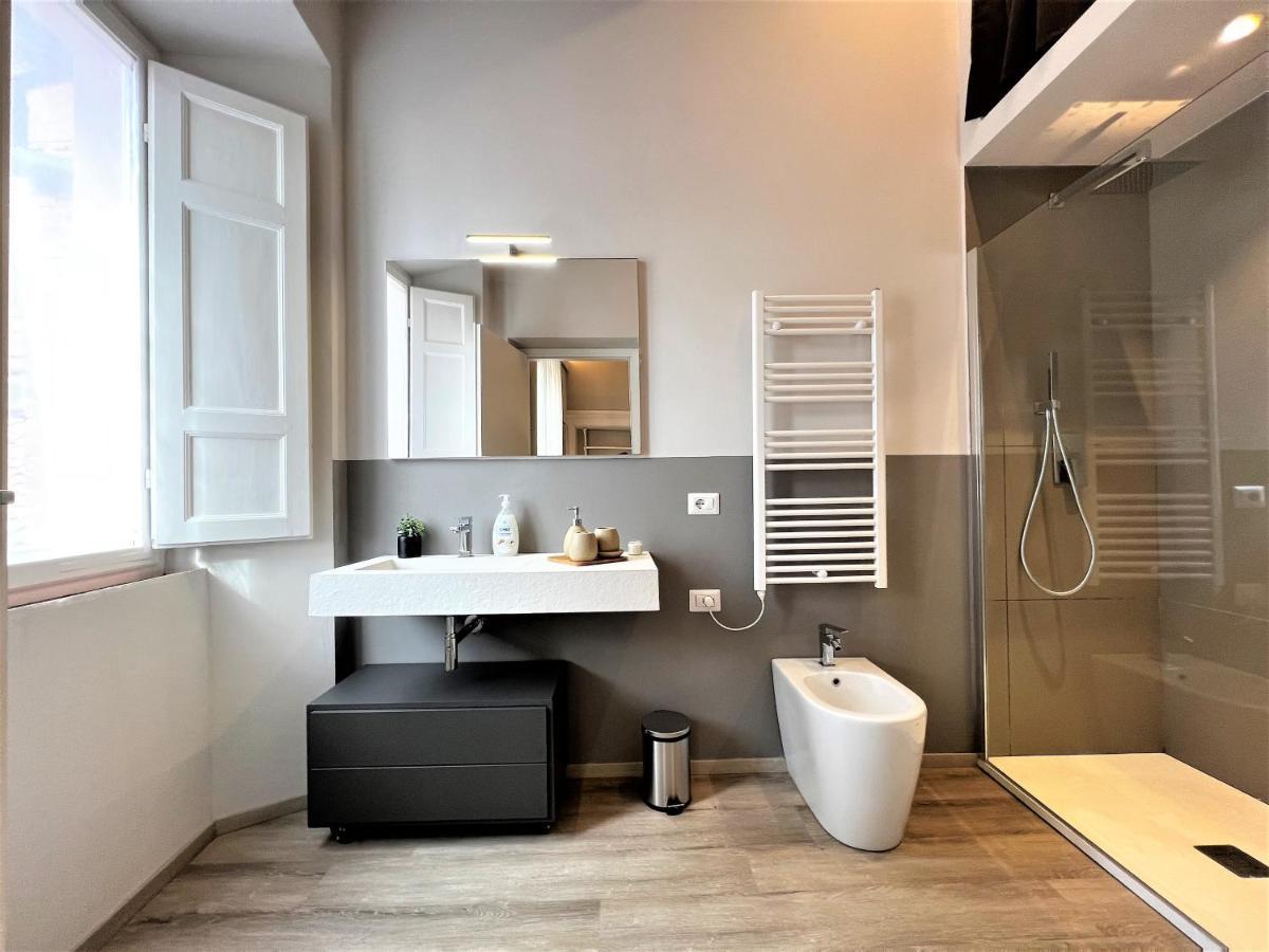 Kami-Central Beautiful Apartment Over The Roofs เซียนา ภายนอก รูปภาพ